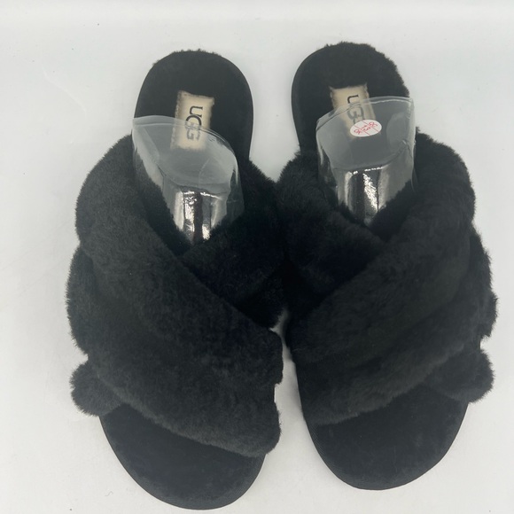 UGG Scuffita Slipper - Picture 1 of 11
